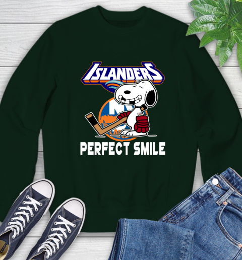 NHL New York Islanders Snoopy Perfect Smile The Peanuts Movie Hockey T Shirt Sweatshirt 12