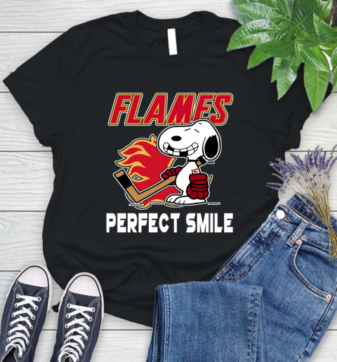NHL Calgary Flames Snoopy Perfect Smile The Peanuts Movie Hockey T Shirt Women's T-Shirt