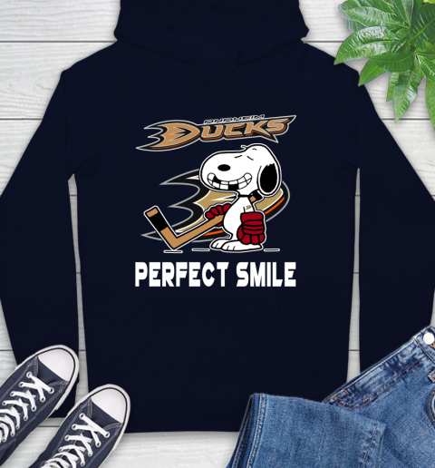 NHL Anaheim Ducks Snoopy Perfect Smile The Peanuts Movie Hockey T Shirt Hoodie 3