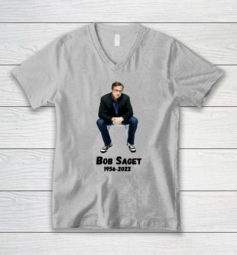 Bob Saget 1956  2022 V-Neck T-Shirt 2