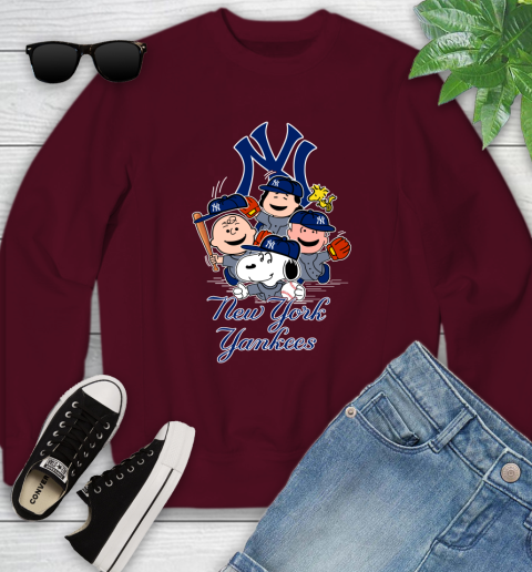 MLB New York Yankees Snoopy Charlie Brown Woodstock The Peanuts Movie Baseball T Shirt_000 Youth Sweatshirt 4