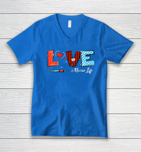 Love Nurselife Valentine Nurse Leopard Print Plaid Heart V-Neck T-Shirt 4