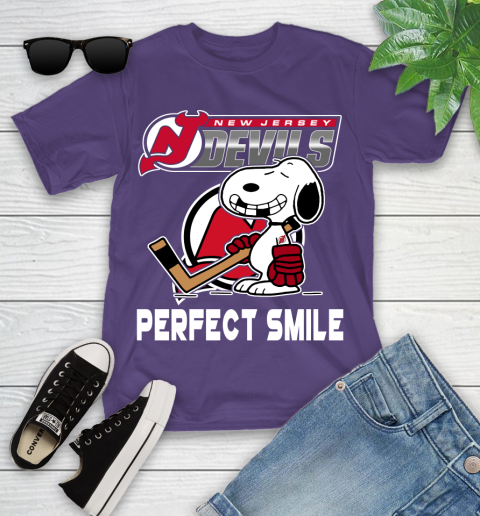 NHL New Jersey Devils Snoopy Perfect Smile The Peanuts Movie Hockey T Shirt Youth T-Shirt 3