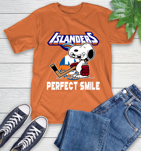 NHL New York Islanders Snoopy Perfect Smile The Peanuts Movie Hockey T Shirt T-Shirt 4
