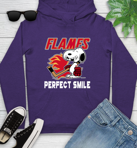 NHL Calgary Flames Snoopy Perfect Smile The Peanuts Movie Hockey T Shirt Youth Hoodie 5