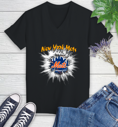 New York Mets MLB Baseball Adoring Fan Rip Sports Women's V-Neck T-Shirt