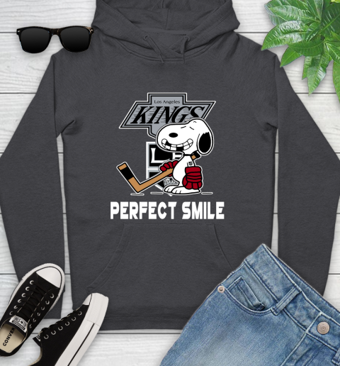 NHL Los Angeles Kings Snoopy Perfect Smile The Peanuts Movie Hockey T Shirt Youth Hoodie 8