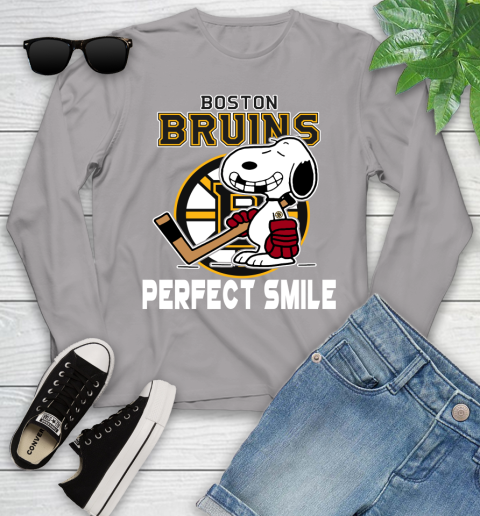 NHL Boston Bruins Snoopy Perfect Smile The Peanuts Movie Hockey T Shirt Youth Long Sleeve 5