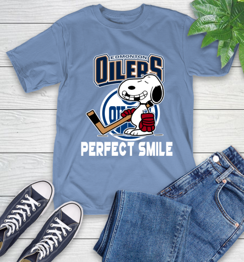 NHL Detroit Red Wings Snoopy Perfect Smile The Peanuts Movie Hockey T Shirt T-Shirt 12