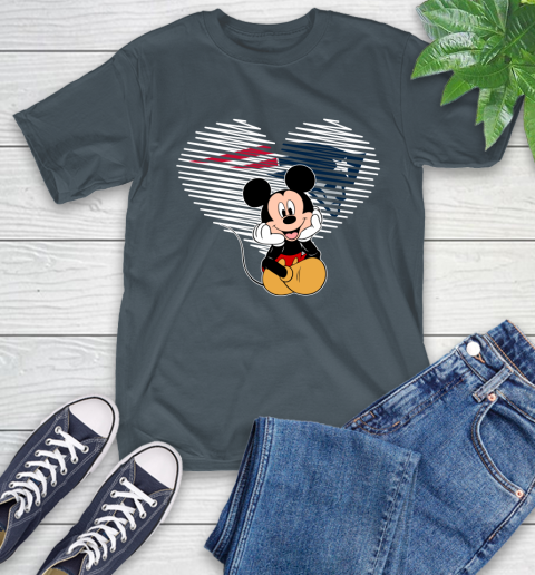 NFL New England Patriots The Heart Mickey Mouse Disney Football T Shirt_000 T-Shirt 10