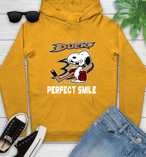 NHL Anaheim Ducks Snoopy Perfect Smile The Peanuts Movie Hockey T Shirt Youth Hoodie 2