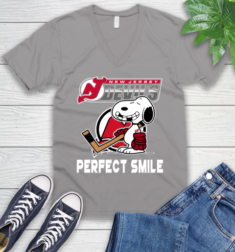 NHL New Jersey Devils Snoopy Perfect Smile The Peanuts Movie Hockey T Shirt V-Neck T-Shirt 3