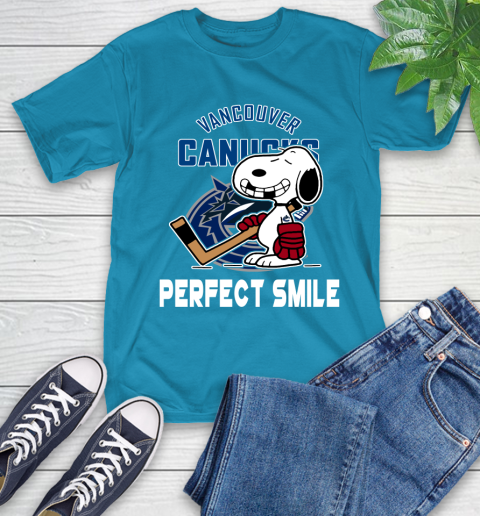 NHL Vancouver Canucks Snoopy Perfect Smile The Peanuts Movie Hockey T Shirt T-Shirt 9