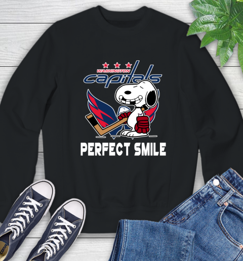 NHL Washington Capitals Snoopy Perfect Smile The Peanuts Movie Hockey T Shirt Sweatshirt