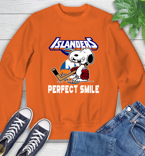 NHL New York Islanders Snoopy Perfect Smile The Peanuts Movie Hockey T Shirt Sweatshirt 3