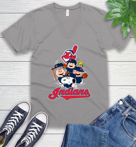 MLB Cleveland Indians Snoopy Charlie Brown Woodstock The Peanuts Movie Baseball T Shirt_000 V-Neck T-Shirt 3