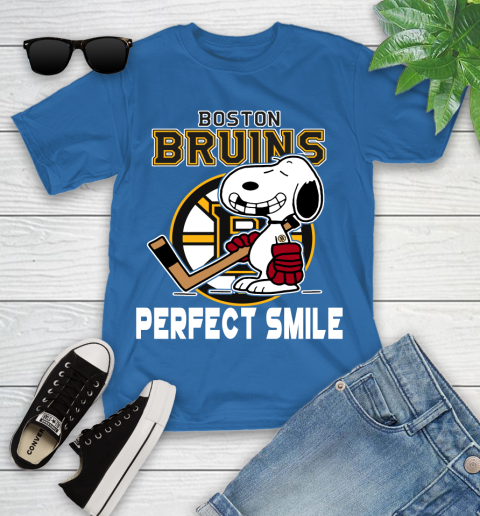 NHL Boston Bruins Snoopy Perfect Smile The Peanuts Movie Hockey T Shirt Youth T-Shirt 12