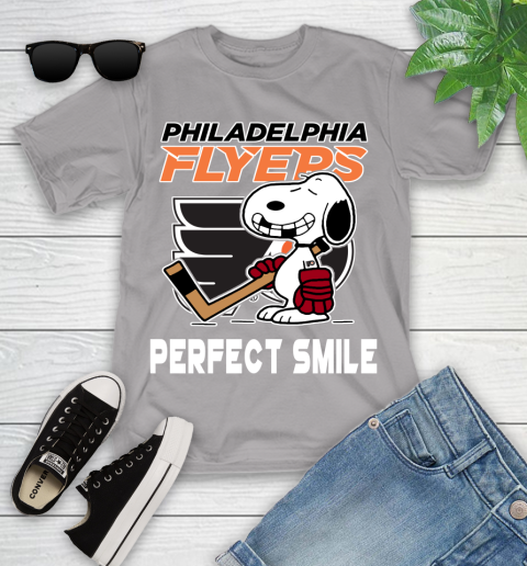 NHL Philadelphia Flyers Snoopy Perfect Smile The Peanuts Movie Hockey T Shirt Youth T-Shirt 4