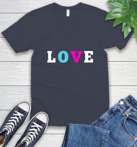 Love Shirt Savannah Guthrie V-Neck T-Shirt 8
