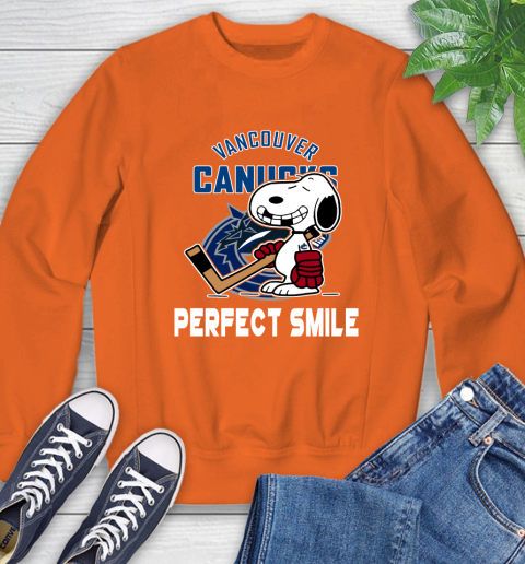 NHL Vancouver Canucks Snoopy Perfect Smile The Peanuts Movie Hockey T Shirt Sweatshirt 3