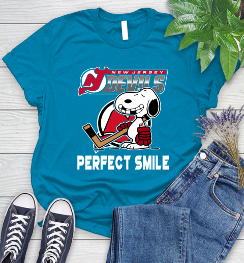 NHL New Jersey Devils Snoopy Perfect Smile The Peanuts Movie Hockey T Shirt Women's T-Shirt 10