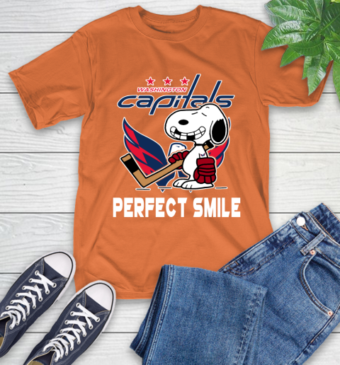 NHL Washington Capitals Snoopy Perfect Smile The Peanuts Movie Hockey T Shirt T-Shirt 4