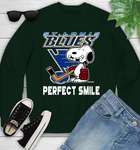 NHL St.Louis Blues Snoopy Perfect Smile The Peanuts Movie Hockey T Shirt Youth Sweatshirt 9