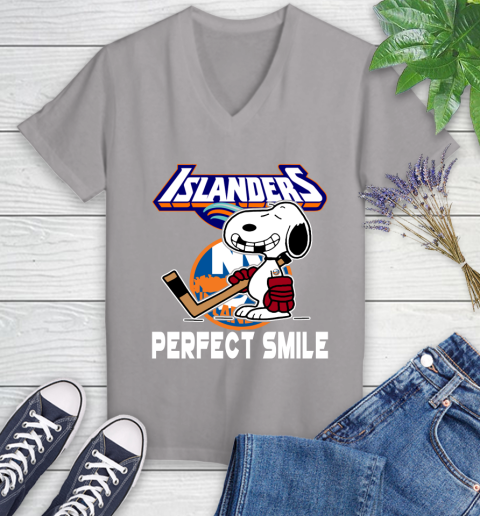 NHL New York Islanders Snoopy Perfect Smile The Peanuts Movie Hockey T Shirt Women's V-Neck T-Shirt 4