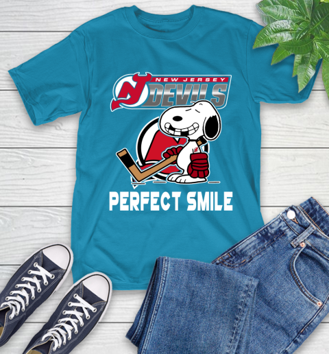 NHL New Jersey Devils Snoopy Perfect Smile The Peanuts Movie Hockey T Shirt T-Shirt 9