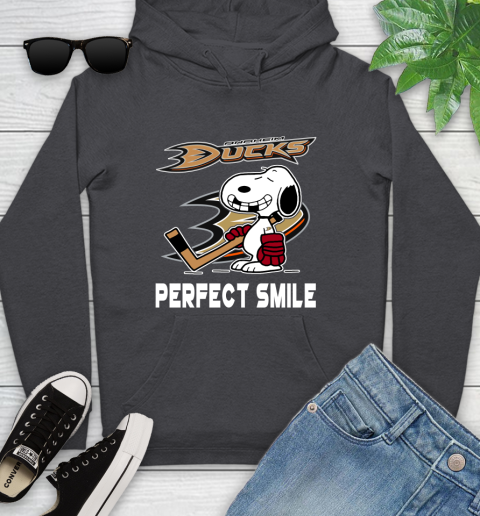 NHL Anaheim Ducks Snoopy Perfect Smile The Peanuts Movie Hockey T Shirt Youth Hoodie 8