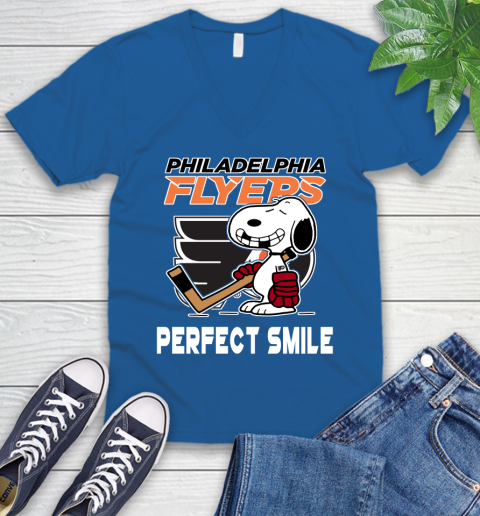NHL Philadelphia Flyers Snoopy Perfect Smile The Peanuts Movie Hockey T Shirt V-Neck T-Shirt 5