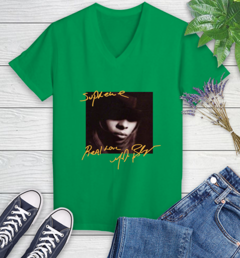 Mary J Blige Women's V-Neck T-Shirt 5