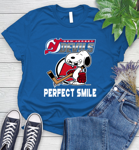 NHL New Jersey Devils Snoopy Perfect Smile The Peanuts Movie Hockey T Shirt Women's T-Shirt 12