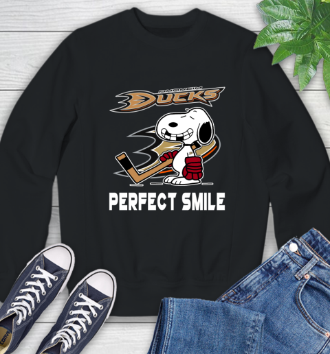 NHL Anaheim Ducks Snoopy Perfect Smile The Peanuts Movie Hockey T Shirt Sweatshirt