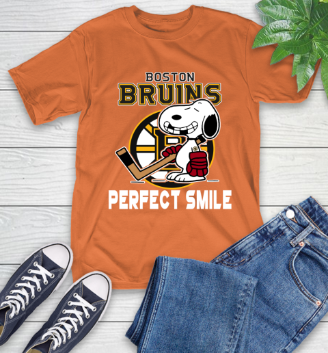 NHL Boston Bruins Snoopy Perfect Smile The Peanuts Movie Hockey T Shirt T-Shirt 4