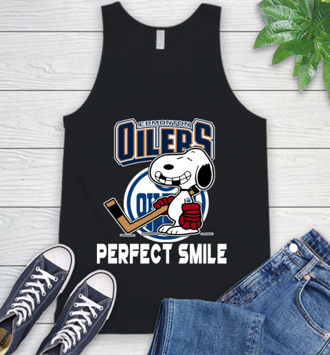 NHL Detroit Red Wings Snoopy Perfect Smile The Peanuts Movie Hockey T Shirt Tank Top