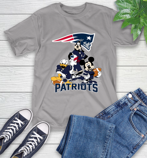 NFL New England Patriots Mickey Mouse Donald Duck Goofy Football Shirt T-Shirt 6