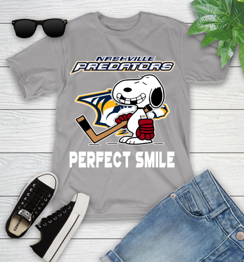NHL Nashville Predators Snoopy Perfect Smile The Peanuts Movie Hockey T Shirt Youth T-Shirt - Image 5