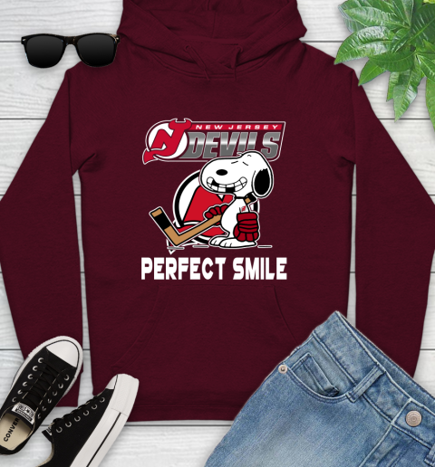 NHL New Jersey Devils Snoopy Perfect Smile The Peanuts Movie Hockey T Shirt Youth Hoodie 7