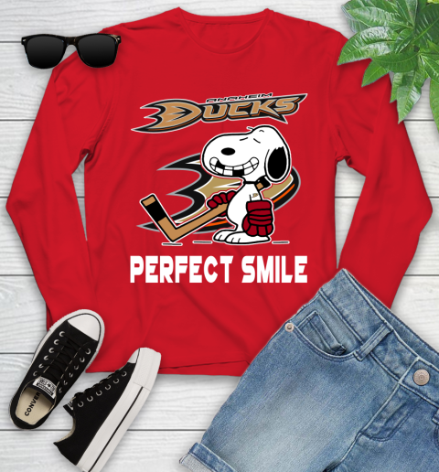 NHL Anaheim Ducks Snoopy Perfect Smile The Peanuts Movie Hockey T Shirt Youth Long Sleeve 11