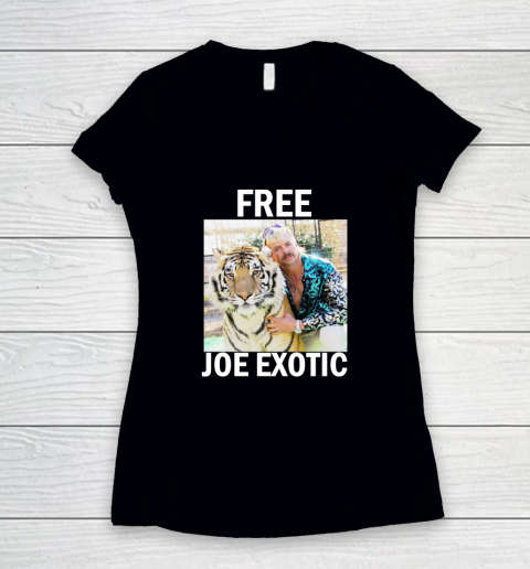 Free Joe Exotic Tiger King Women's V-Neck T-Shirt