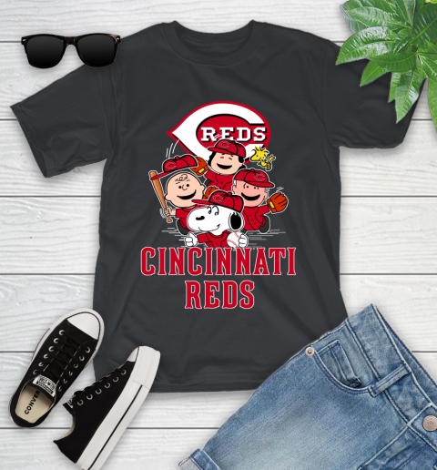 MLB Cincinnati Reds Snoopy Charlie Brown Woodstock The Peanuts Movie Baseball T Shirt_000 Youth T-Shirt