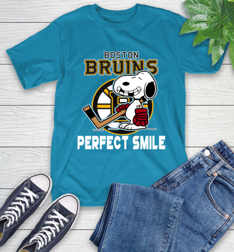 NHL Boston Bruins Snoopy Perfect Smile The Peanuts Movie Hockey T Shirt T-Shirt 9