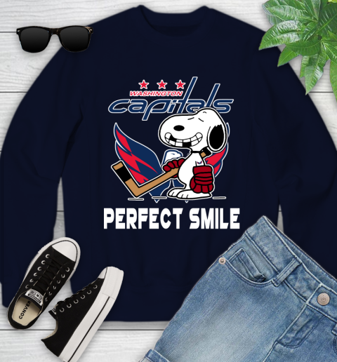 NHL Washington Capitals Snoopy Perfect Smile The Peanuts Movie Hockey T Shirt Youth Sweatshirt 2