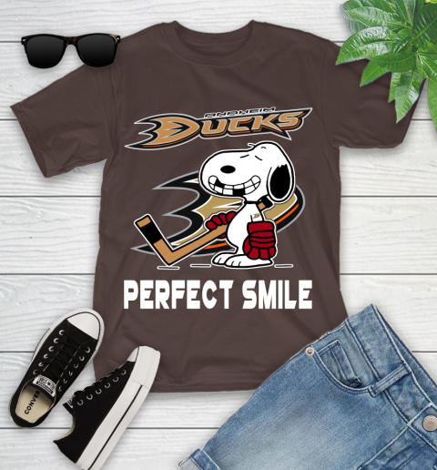 NHL Anaheim Ducks Snoopy Perfect Smile The Peanuts Movie Hockey T Shirt Youth T-Shirt 7