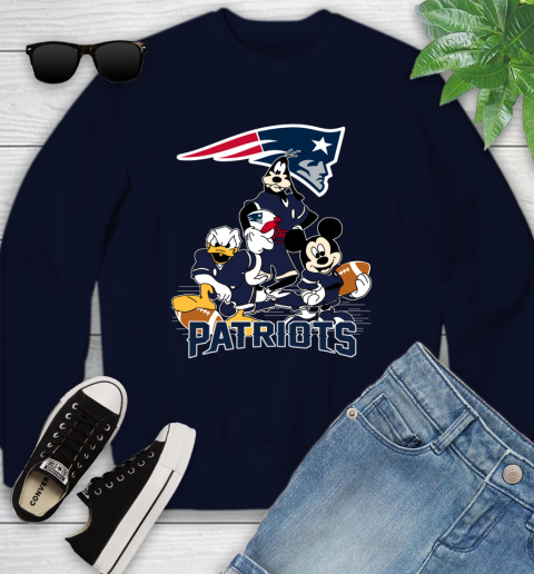 NFL New England Patriots Mickey Mouse Donald Duck Goofy Football Shirt Youth Sweatshirt 2