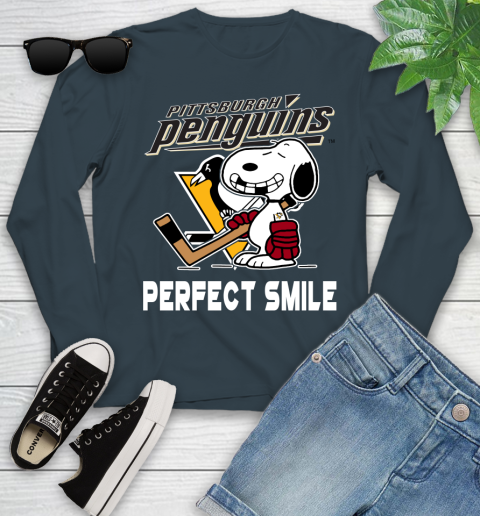 NHL Pittsburgh Penguins Snoopy Perfect Smile The Peanuts Movie Hockey T Shirt Youth Long Sleeve 9