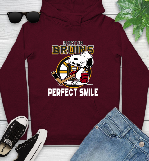 NHL Boston Bruins Snoopy Perfect Smile The Peanuts Movie Hockey T Shirt Youth Hoodie 7