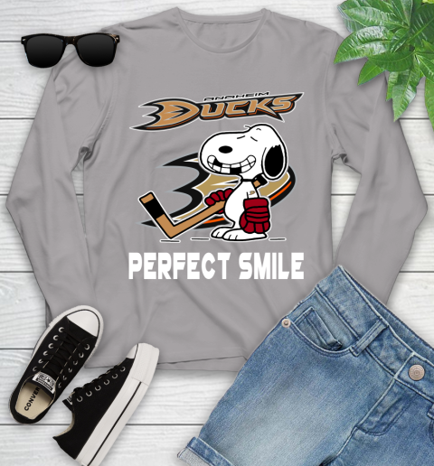 NHL Anaheim Ducks Snoopy Perfect Smile The Peanuts Movie Hockey T Shirt Youth Long Sleeve 5
