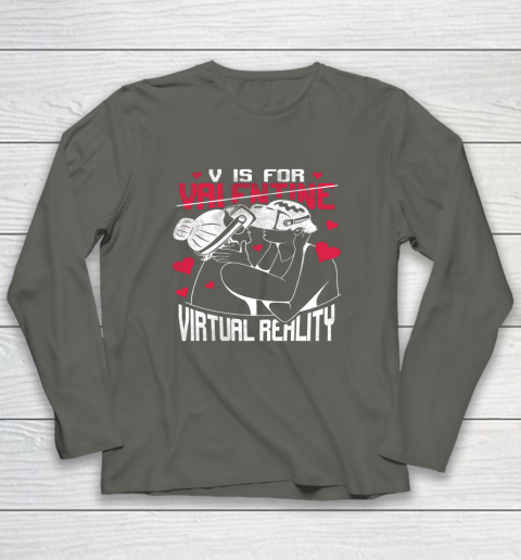 V Is For Virtual Reality Funny Valentine Couples Lovers Kiss Long Sleeve T-Shirt 5